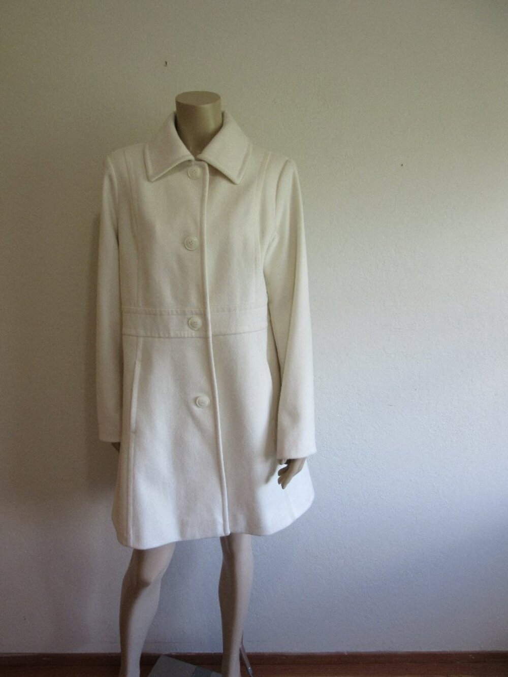 KRISTEN BLAKE Ivory 14 Wool Blend Winter Overcoat